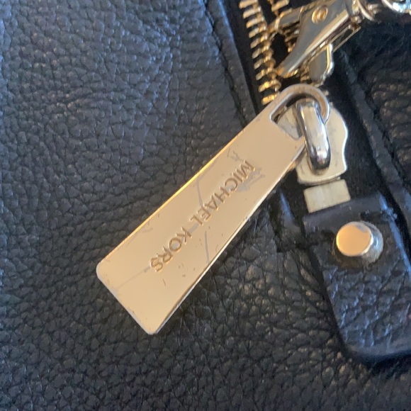 MICHAEL KORS LEATHER BAG - Picture 14 of 14